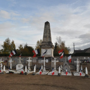 Monument aux morts de la commune de Cravant (45)