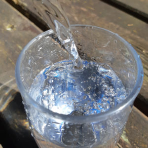 Verre d'eau Mairie de Cravant dans le Loiret (45)